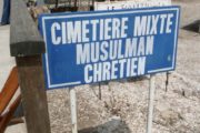 Cimetière mixte sur l'île de Joal-Fadiouth